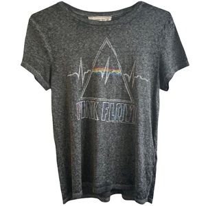 abercrombie & fitch pink floyd tshirt in size xs